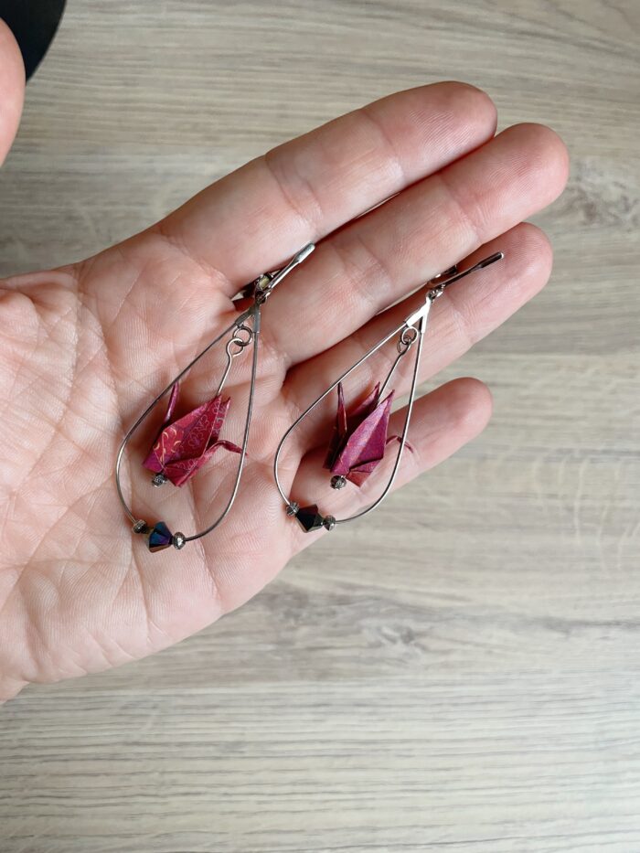 Boucles d'Oreilles Origami Grue Gouttes – Image 2