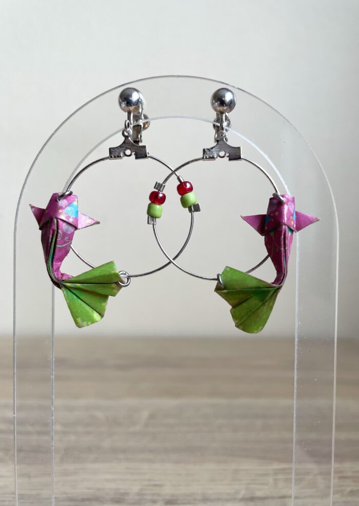 Boucles d'Oreilles Origami Créoles Carpe Koï – Image 2